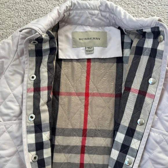 Girls Burberry Quilted Jacket Pink Size 2Y - Picture 4 of 7